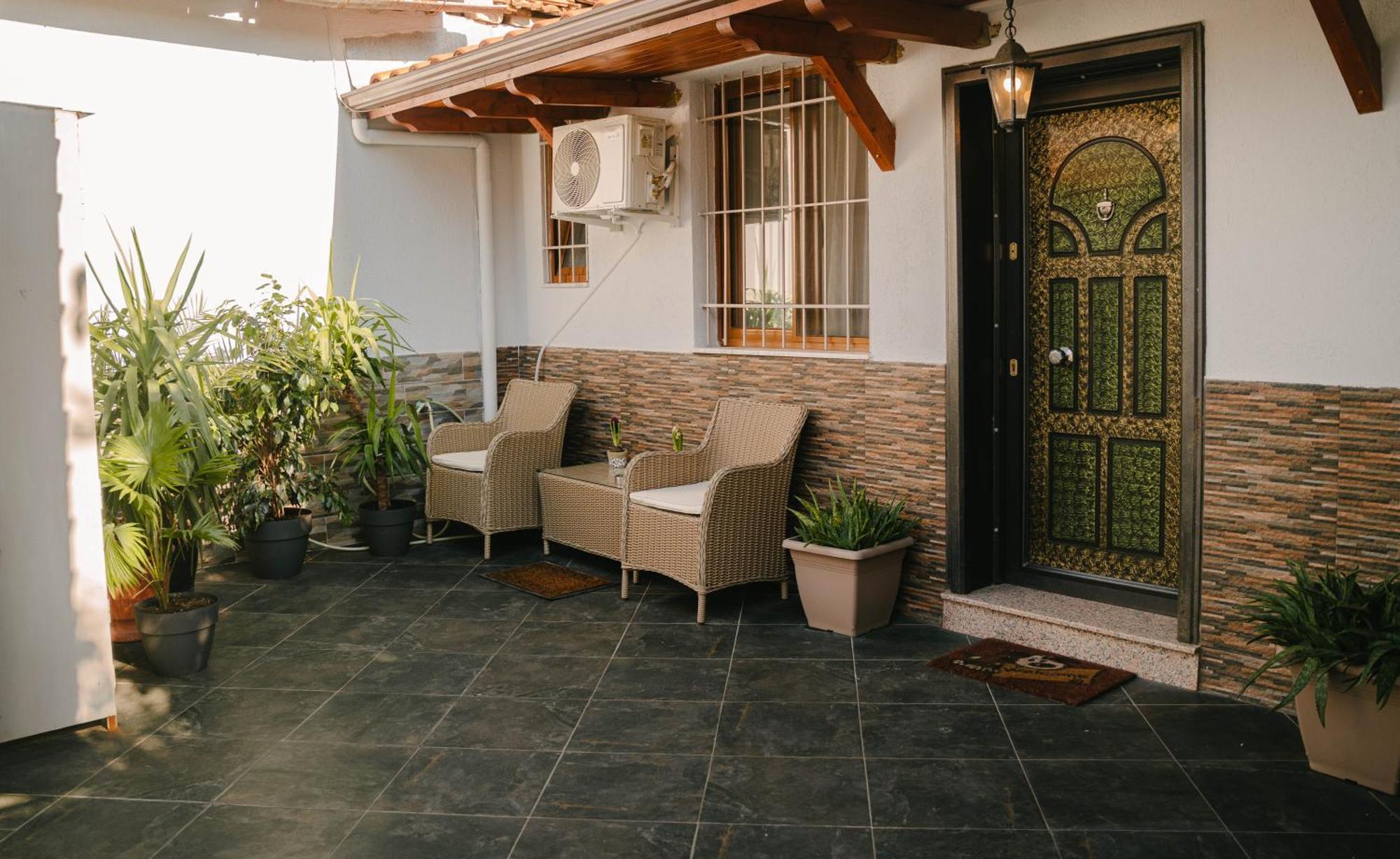 טיראנה Peaceful Villa In New Bazaar מראה חיצוני תמונה