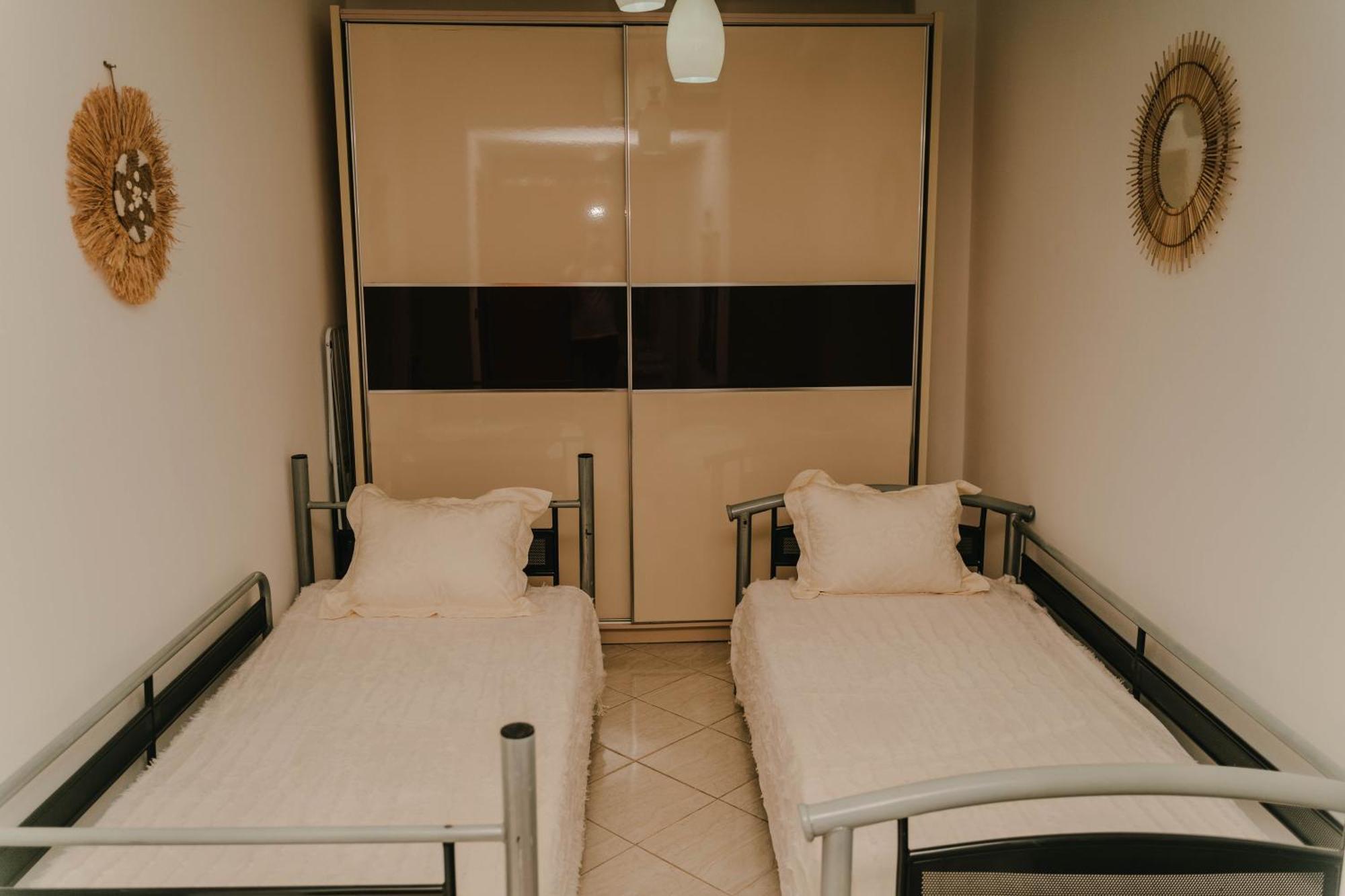טיראנה Peaceful Villa In New Bazaar מראה חיצוני תמונה