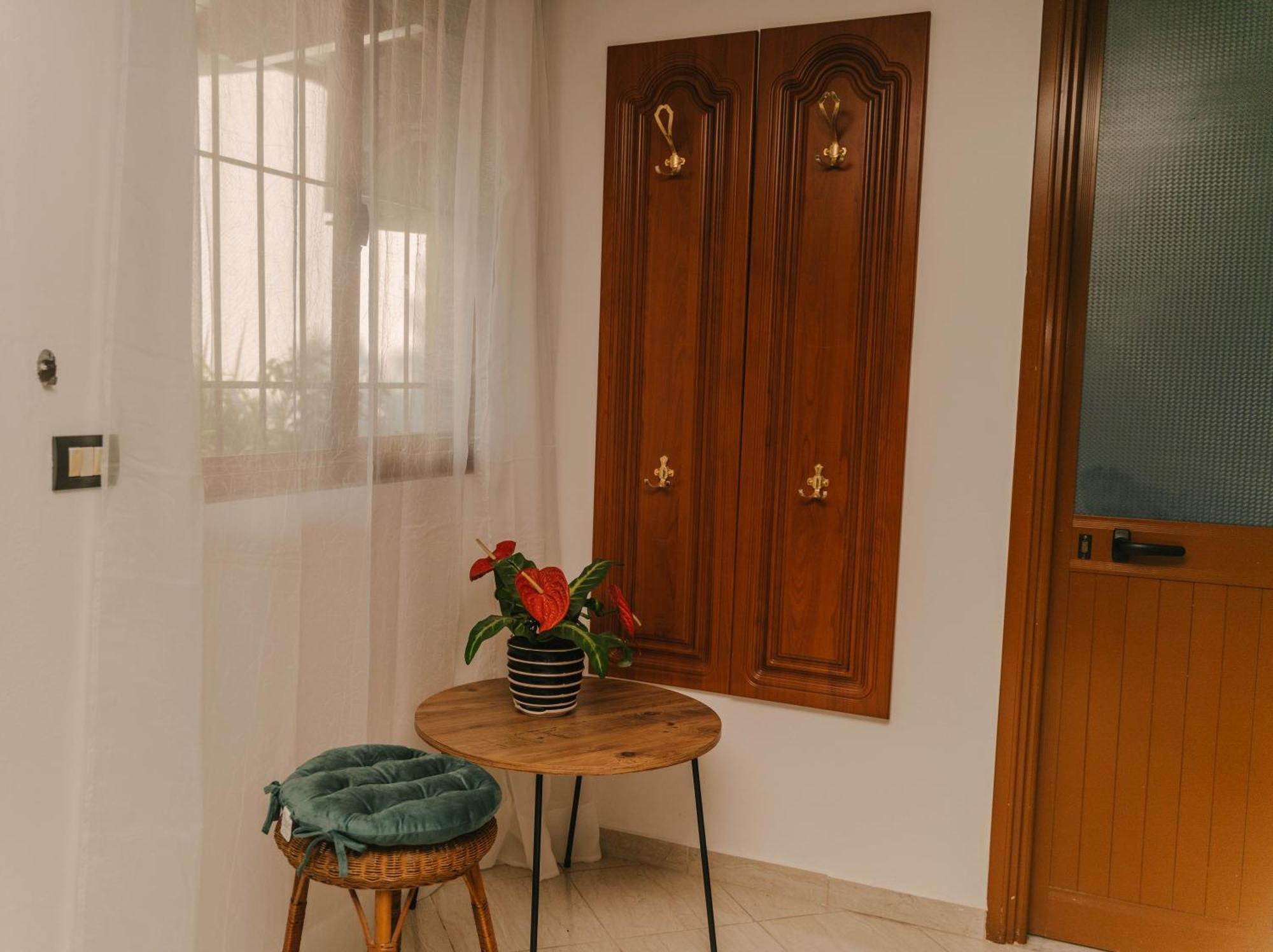 טיראנה Peaceful Villa In New Bazaar מראה חיצוני תמונה